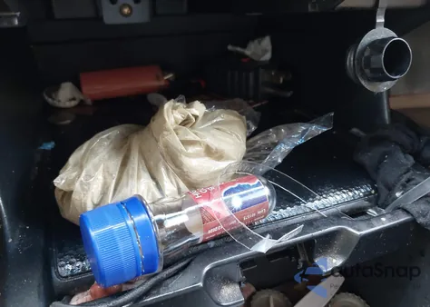 2004 Honda Pilot Ex-L from USA, damaged, VIN 2HKYF18604H560464